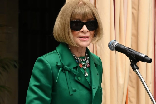 Anna Wintour 宣布卸任美版 Vogue 主编一职