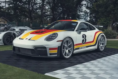 保时捷 Porsche 911 GT3 特别涂装登场，致敬 ANDIAL 50 周年
