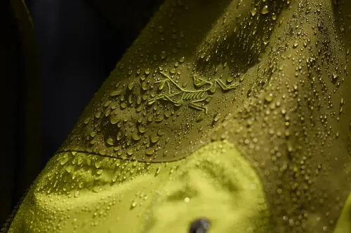 Arc'teryx 发布最强升级版 Beta AR Jacket　换装 GORE-TEX PRO ePE
