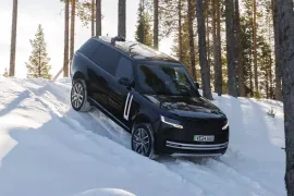 JLR 最新 Reimagine 战略:确认推出 Range Rover Electric、Jaguar Type 01 及油电混能阵容大扩充
