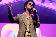 Bruno Mars 相隔近十年宣布推出个人新专辑《The Romantic》