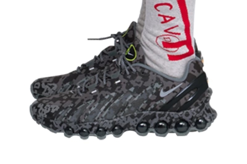 Cav Empt 携手 Nike 推出 Air Max Dn8 全新联名系列鞋款