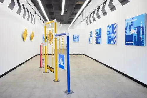 Andy Medina 于《MEX I CAN》挪用西方符号重构墨西哥身份认同