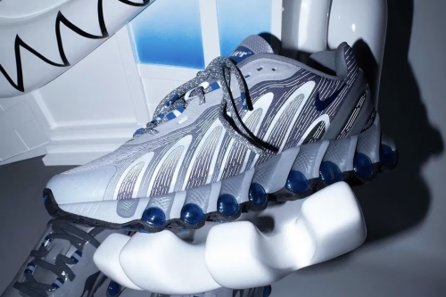 Better Gift Shop 首度揭晓与 Nike 联名 Air Max DN8 鞋款