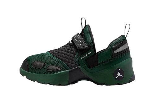 率先近赏 Jordan Trunner LX 全新配色「Fir」鞋款