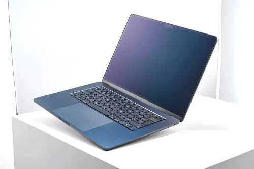 AI 需求引发全球记忆体短缺，Apple MacBook Air 库存严重告急
