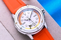 seconde/seconde/ × Christopher Ward C60 Pool Dive 减压潜水表