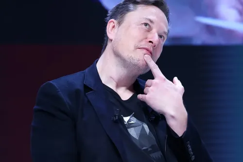 传闻 Elon Musk 计划促成 SpaceX 与 Tesla 合并，在史上最大 IPO 前并成「超巨科企」