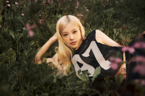 PUMA 携手全球品牌代言人 Rosé 推出首个合作系列