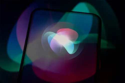 Tim Cook 暗示 Apple Intelligence 重度用家将须付费