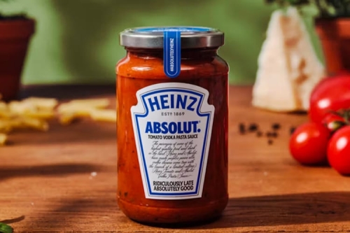 Heinz 携手 Absolut Vodka 推出「伏特加番茄意大利面酱」