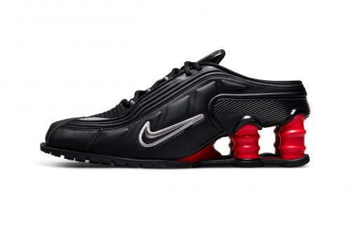 Martine Rose × Nike Shox MR4「Black」联名鞋款官方图释出