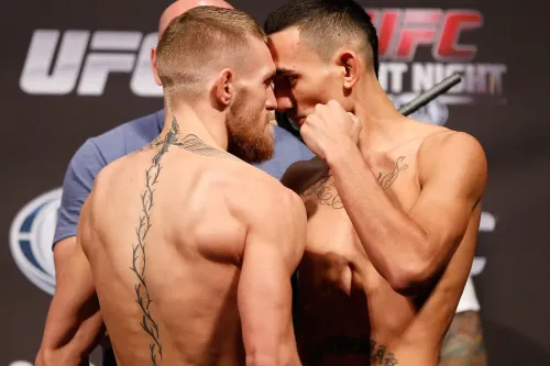 Mac 回归！Conor McGregor 强势复出，UFC 329 巨星二番战火拚 Max Holloway