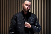 库里签约李宁 Li-Ning：Stephen Curry 携 Curry Brand 签下 10 年全球战略合作