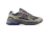 New Balance 推出 2010「Dark Olivine Mushroom」新配色鞋款