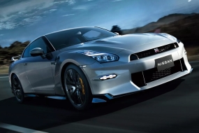 日产 Nissan GT-R 正式发表 2025 年式样全新车型