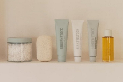 BIRKENSTOCK 推出全新足部护理系列「Care Essentials」