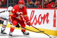 NHL 教练面对颓势借助 ChatGPT 寻找卡尔加里火焰队的困境出路