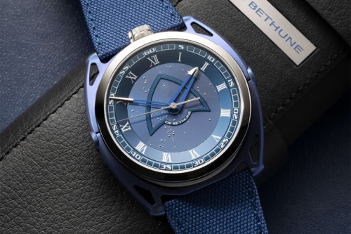 EsperLuxe 携手 De Bethune 推出 DB27「Night Hawk」星空限量版