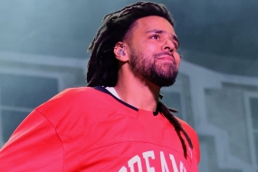 J. Cole 向 Kendrick Lamar 道歉、宣布删除全新歌曲《7 Minute Drill》