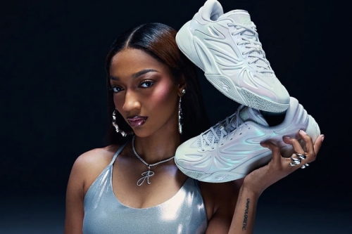 Reebok 率先揭晓 Angel Reese 首双个人签名鞋球：Angel Reese 1