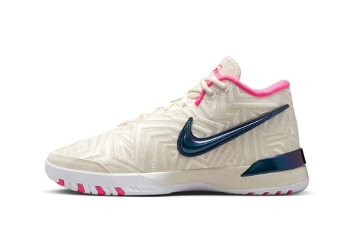 率先近赏 Nike Zoom LeBron NXXT Gen 最新配色「Bronny」鞋款