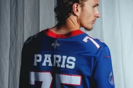 Paris Saint-Germain 与 NFL 于巴黎赛事开打前释出联乘球衣
