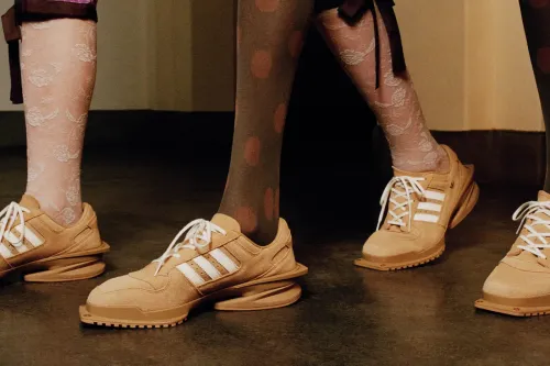 率先近赏 adidas Forum Cubism SQ Forget-me-nots 店铺限定配色鞋款