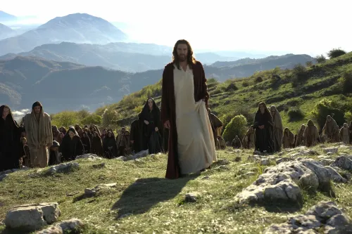 相隔20年,Mel Gibson 终于公开《The Resurrection of the Christ》首张剧照