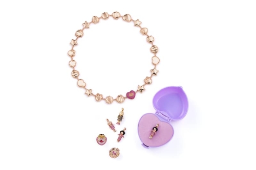 Polly Pocket 联乘 Nadine Ghosn 推出 18K 金系列,为 Mattel 80 周年志庆