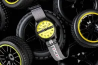 Seiko 5 Sports 联乘 Honda 推出 Motocompo 45 周年限量腕表