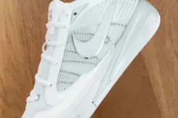 Nike 推出 Sabrina 4 最新「White Label」配色鞋款