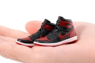 Bandai Namco 携手 Jordan Brand 打造 Air Jordan 1 Hi ’85 球鞋模型及迷你扭蛋系列