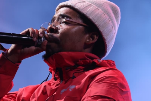 《Live Laugh Love》神秘试听会曝光，Earl Sweatshirt 新专辑呼之欲出？