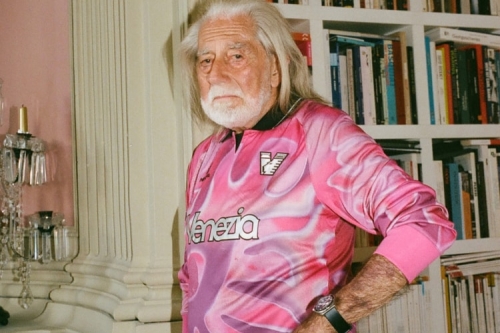 Venezia FC 联名 NOCTA，致敬 90 年代的守门员球衣亮相