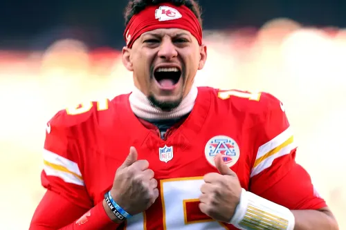 Patrick Mahomes 与 Kansas City Chiefs 传已达成重组合约,总值逾 5 亿美元刷新版图