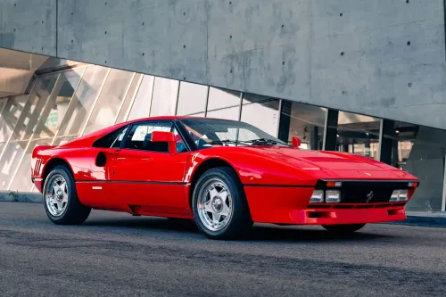 极罕低里程 1985 年 Ferrari 288 GTO 将于 RM Sotheby’s 拍卖，估价高达 1,100 万美元