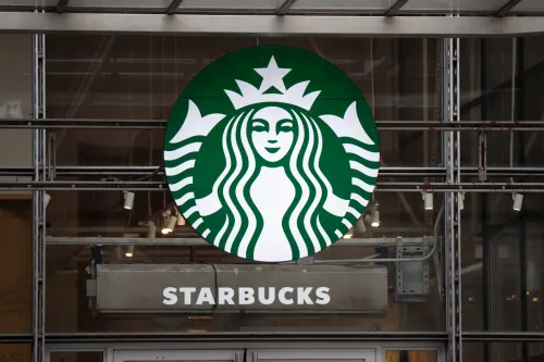 消息指南 Starbucks 或斥资近 390 亿美元收购 Chipotle