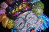 Alex Moss 为 Takashi Murakami 打造独一无二「Self Portrait」钻石颈链