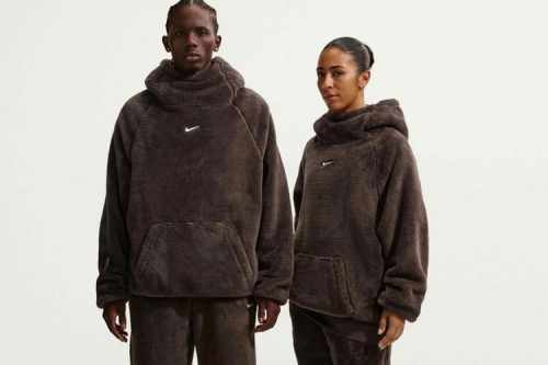 NOCTA 与 Nike 推出全新「Cardinal Stock Holiday 2025」系列