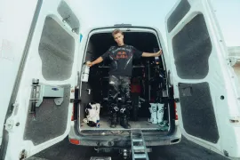ALPINESTARS RSRV 携手 RED BULL 推出限量联名系列
