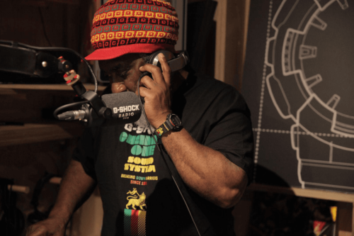 G-Shock 联手 Channel One 推出 Notting Hill Carnival 限量版 DW-6900