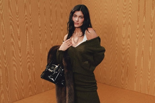 Miu Miu 发布 2025 秋冬大片