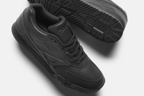 Grand Collection 将 New Balance Numeric 770 打造成正装皮鞋