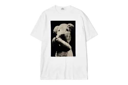 BUNNEY 推出 Teddy Bear T-Shirt，印上 Josh Hight 黑白泰迪熊摄影作品