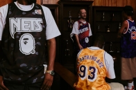 BAPE® 携手 Mitchell & Ness 推出 NBA 2025 秋冬联乘系列