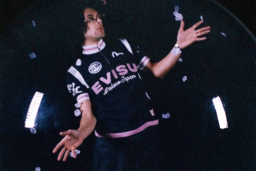 Palace Skateboards 携手 EVISU 推出 2026 春季胶囊系列