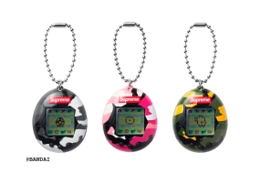 Supreme × BANDAI Tamagotchi 联名电子宠物机即将发售