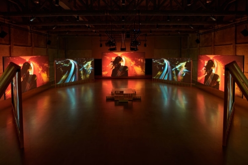 Doug Aitken 迷幻加州梦《Lightscape》从西岸杀到纽约