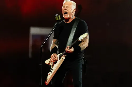 Metallica 宣布 M72 世界巡回演唱会 2027 年北美体育场场次